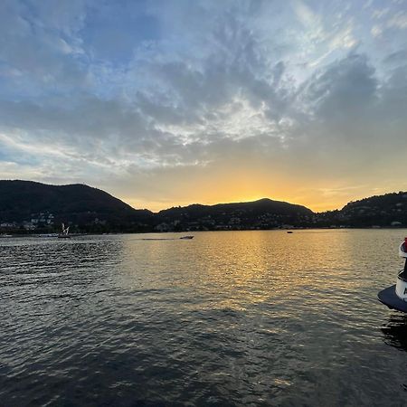 Portatorre Suite, A Charming Apartment In The Heart Of Como, Free Private Parking, Air Conditioning & More! Екстериор снимка