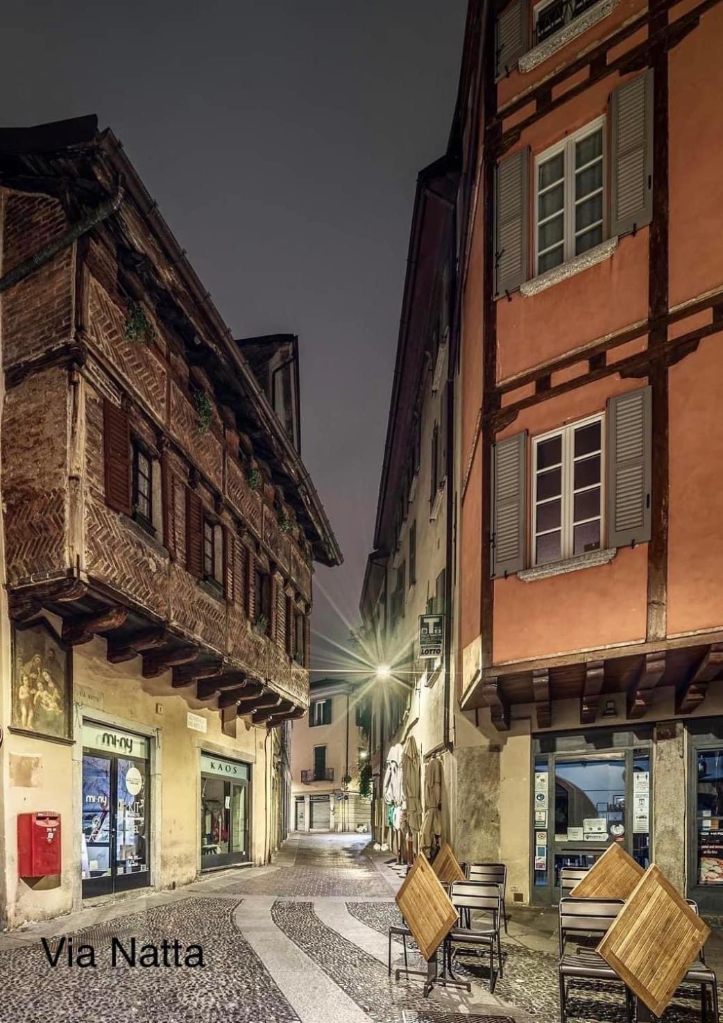 Portatorre Suite, A Charming Apartment In The Heart Of Como, Free Private Parking, Air Conditioning & More! Екстериор снимка