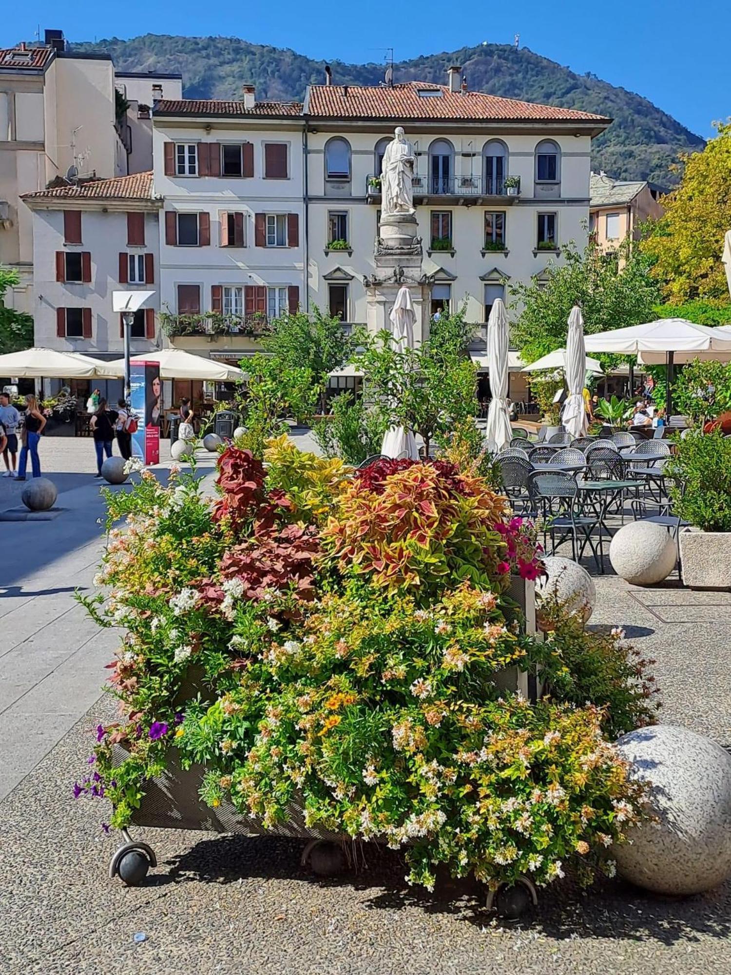 Portatorre Suite, A Charming Apartment In The Heart Of Como, Free Private Parking, Air Conditioning & More! Екстериор снимка