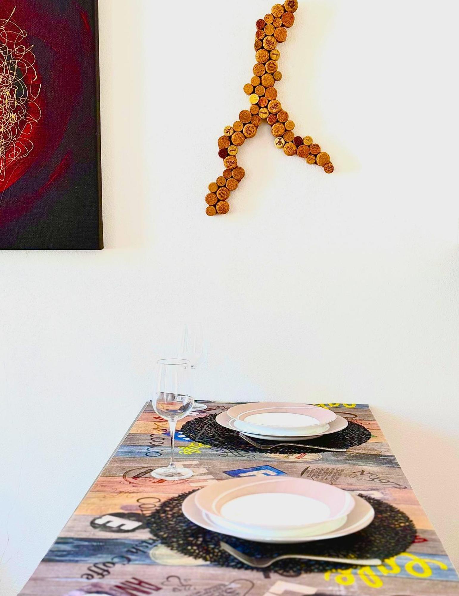 Portatorre Suite, A Charming Apartment In The Heart Of Como, Free Private Parking, Air Conditioning & More! Екстериор снимка